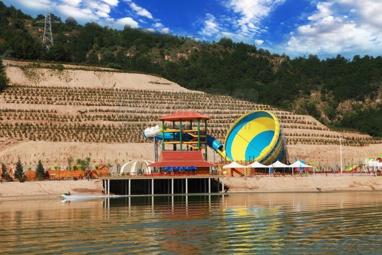 美源山水游乐谷